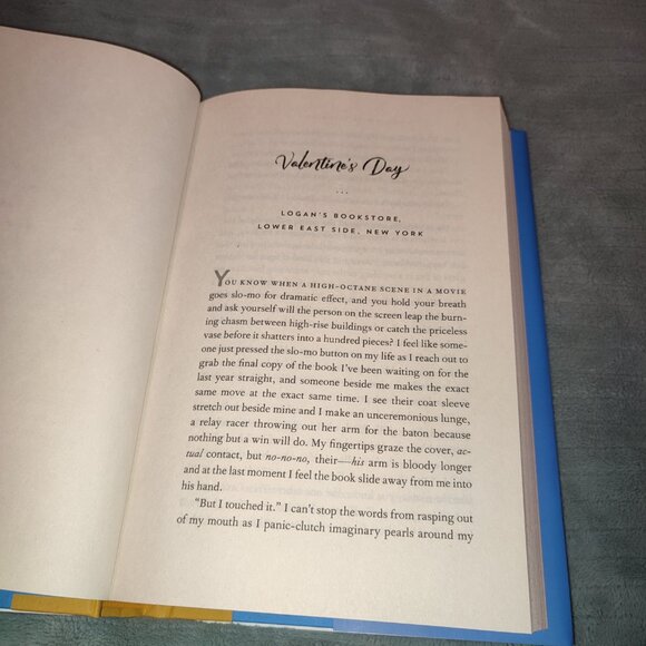 Book A Winter in New York Josie Silver Bestseller Novel Fiction BOTM Dec 2023 - Picture 6 of 8